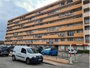 t3 à la vente -   21000  DIJON, surface 63 m2 vente t3 - UBI401421792